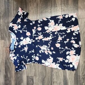 My bump maternity shirt sz xl